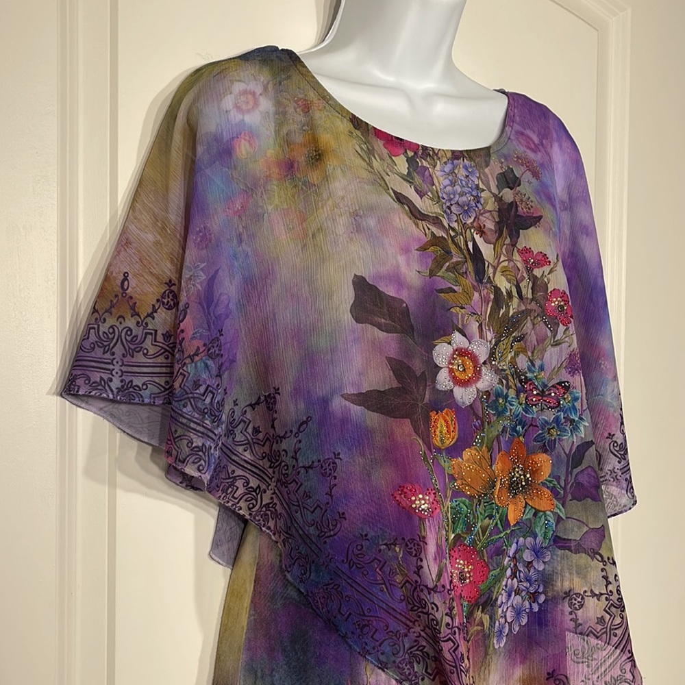 Womens top - Picture 4 of 10